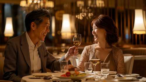 シニア夫婦のロマンチックディナー