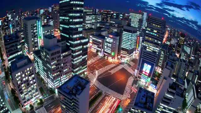 夜の高層ビル群